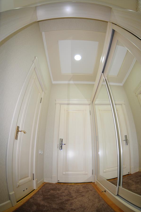 Hotel Afrosiyob Qarshi Exteriör bild