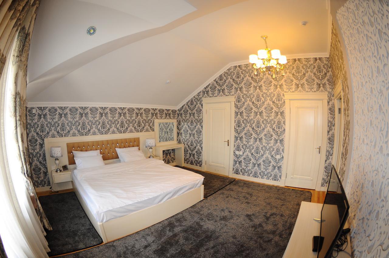 Hotel Afrosiyob Qarshi Exteriör bild